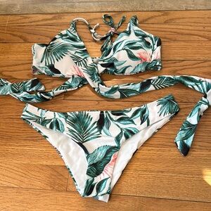 Palm print bikini NWOT